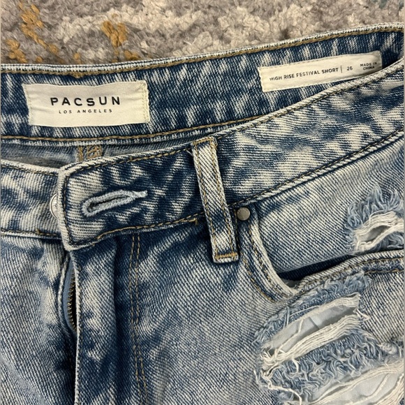 PacSun Women's Festival Light Blue Ripped Jean Shorts 26 - Picture 2 of 3